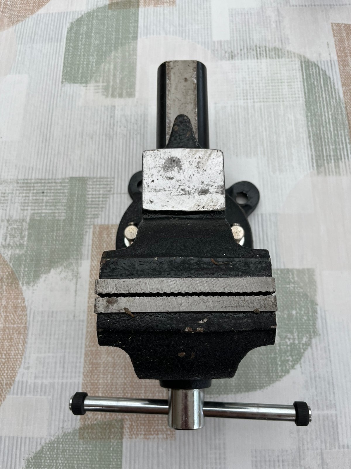 Bankschroef  van KS-Tools, Ophalen, Bankschroef