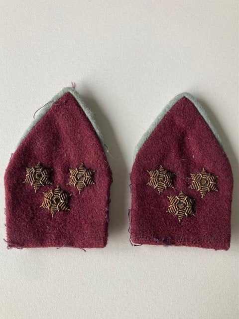 kraagspiegels Kapitein parachutist (1950), Ophalen of Verzenden, Landmacht, Embleem of Badge