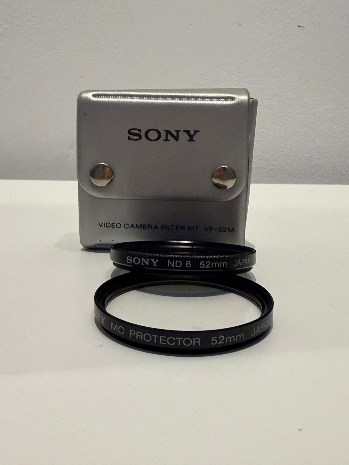 Kit de filtre pour caméra vidéo Sony VF-52M, Autres marques, Enlèvement ou Envoi, Étui de rangement inclus, 50 à 60 mm