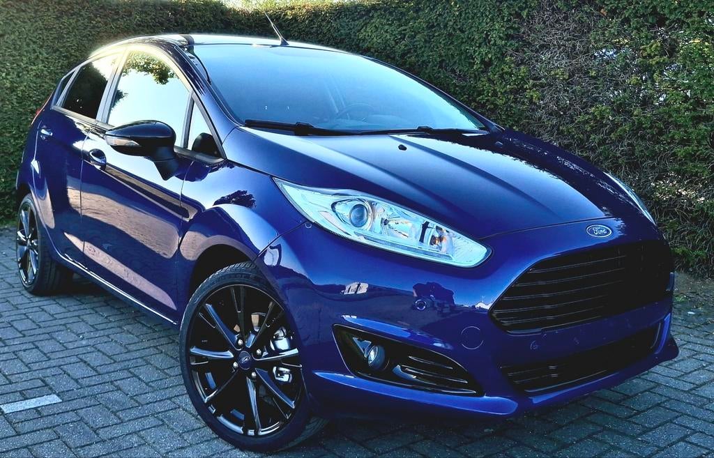 Ford Fiesta Benzine Euro6,17inch,nieuwe distributieriem!!!, Auto's, Ford, Voorwielaandrijving, Stof, Euro 6, Blauw