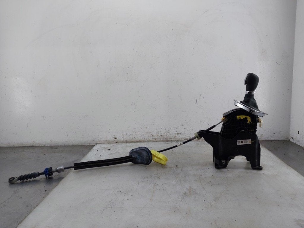 AUTOMAAT POOK ABS Captur II (RJB) (|379016PC1C|349016PC1C|), Dhr. J. Ham, Gebruikt, Renault, Administratie@autoham.nl