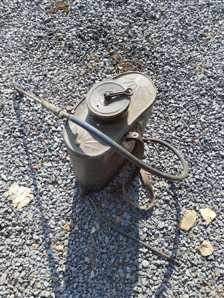 Pulvérisateur à dos en cuivre, Enlèvement, Cuivre