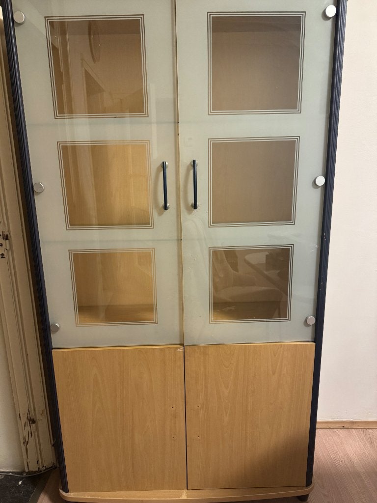 Vitrinekast, Huis en Inrichting, Ophalen, Gebruikt, Hout, Met deur(en)