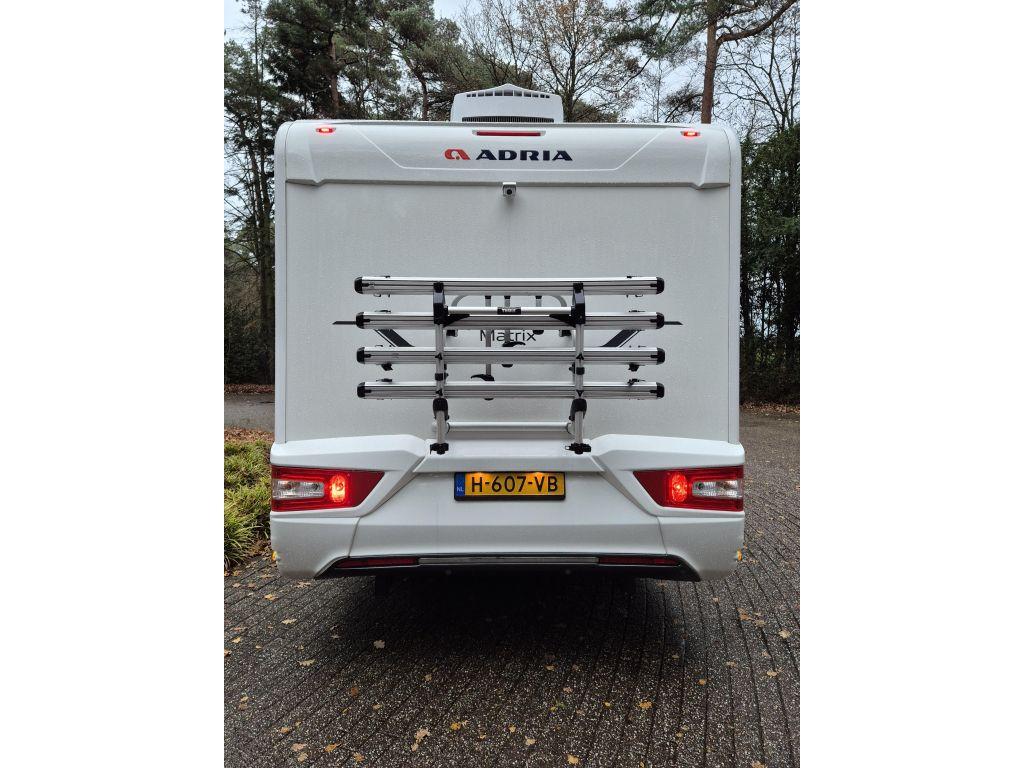Adria Matrix 670 SL TWINBED hefbd 5pers AIRCO, Caravans en Kamperen, Mobilhomes, Bedrijf, Adria, Half-integraal
