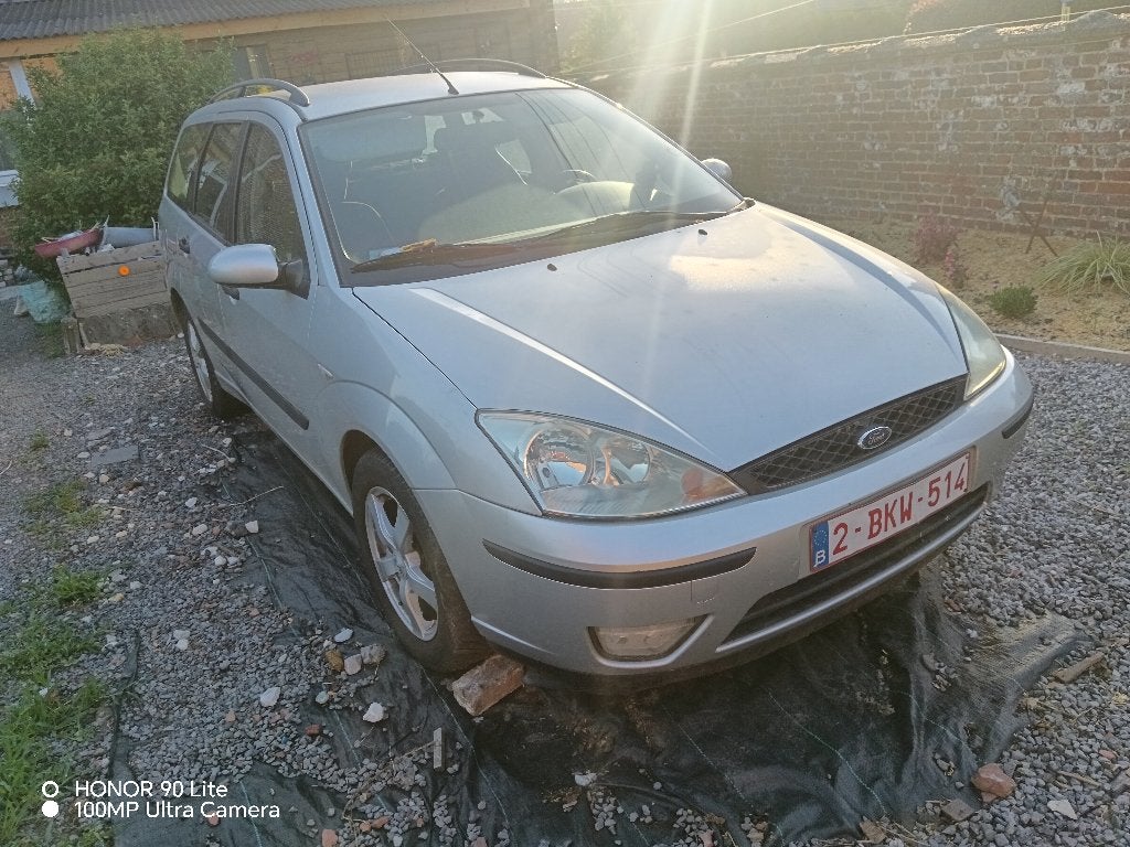 Ford focus, Stof, Zwart, 4 cilinders, 5 deurs
