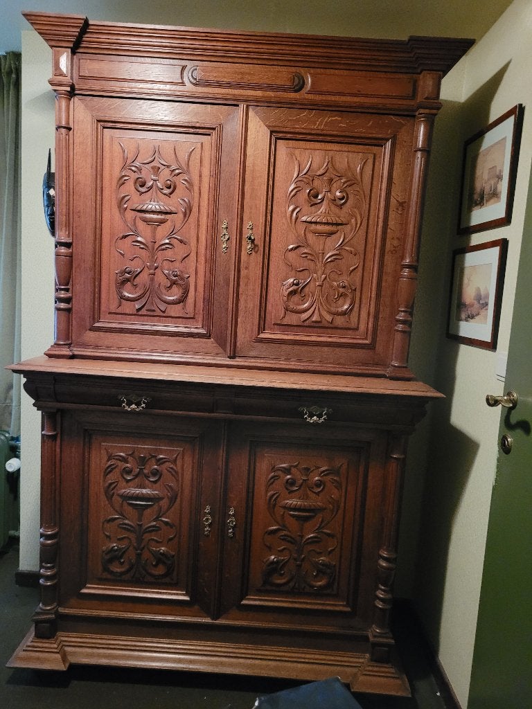 Meuble deux corps ancien en chêne sculpté, Enlèvement