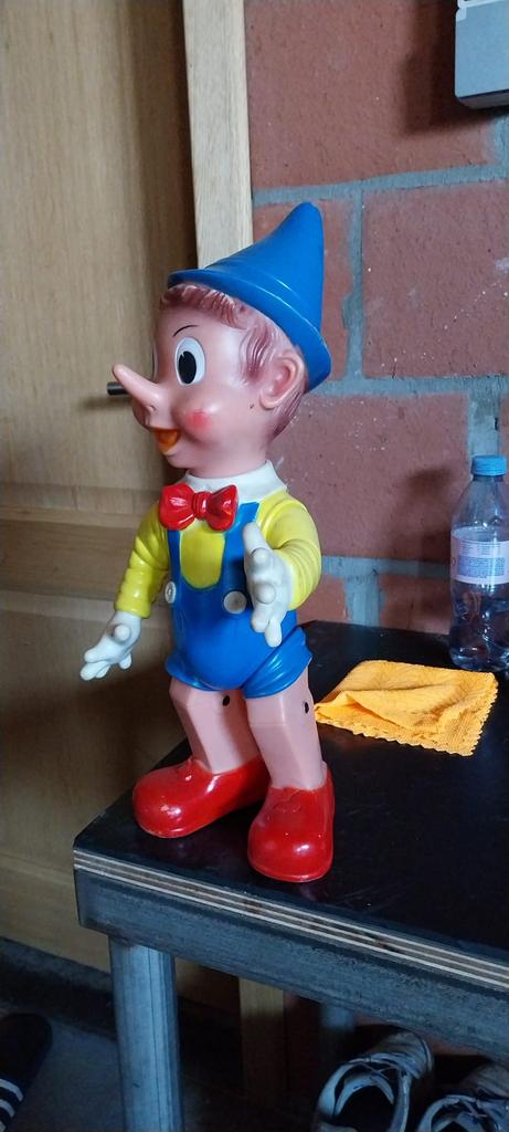 Pinokkio beeldje, Verzamelen, Ophalen, Zo goed als nieuw