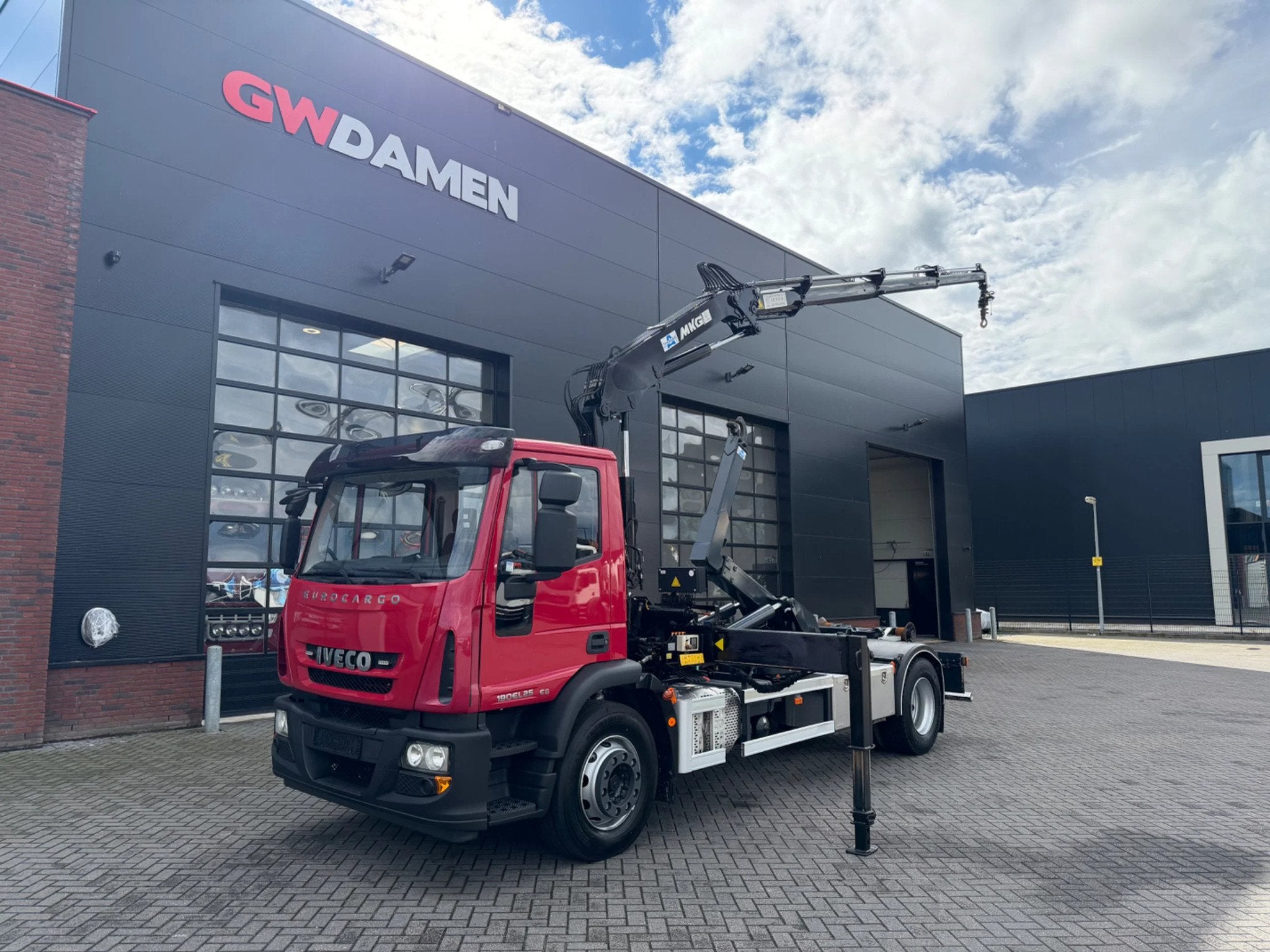 Iveco 190EL25 Haaksysteem/Kraan Euro 6 51.000 km (bj 2015), Automaat, Achterwielaandrijving, Euro 6, Iveco