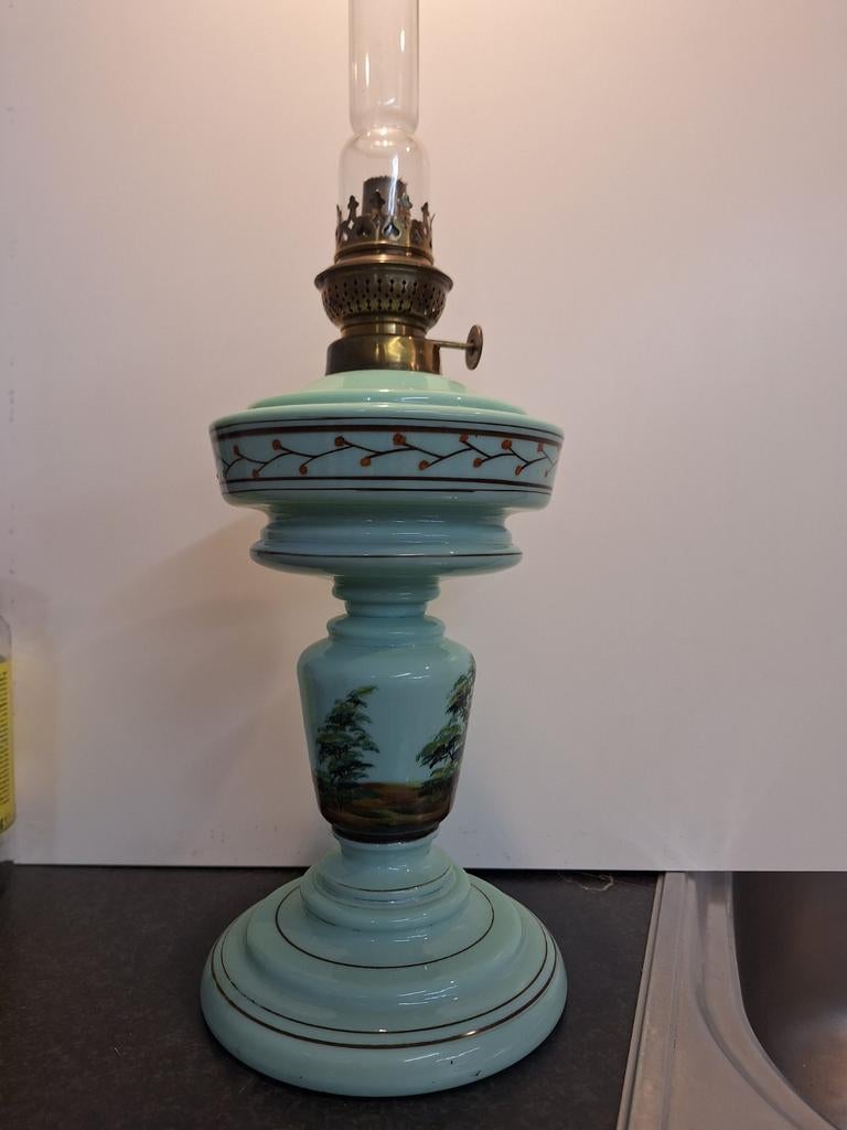 Antieke petroleumlamp, Enlèvement