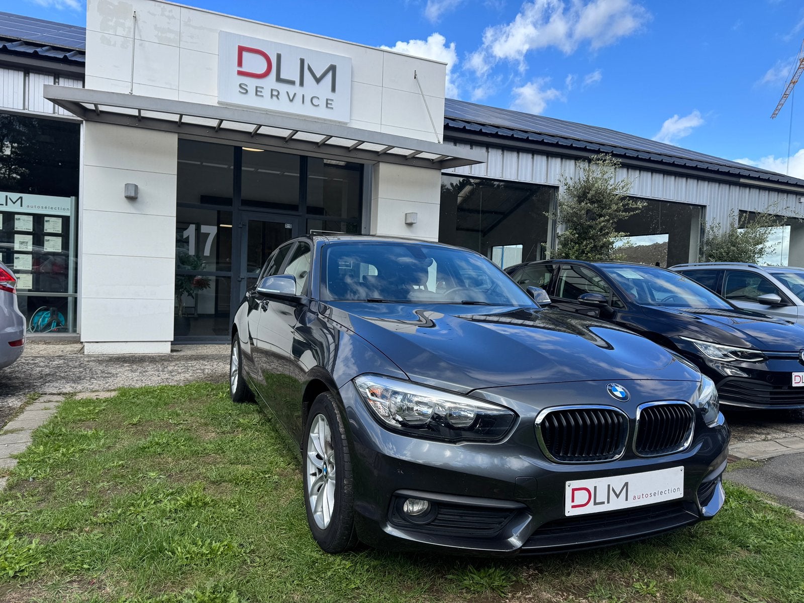 Bmw 116i 02/18 92.000km pack business Gps, Autos, BMW, Argent ou Gris, Euro 6, Entreprise, Noir