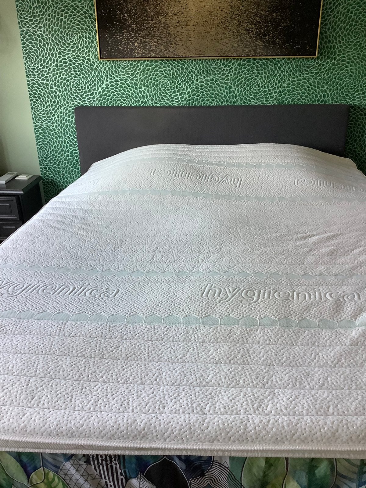 SUR MATELAS DEHOUSSABLE, Enlèvement, Comme neuf