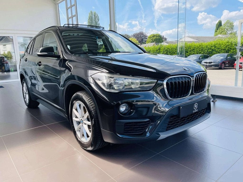 BMW X1 1.5i * GARANTIE + TOIT PANO + GPS * (bj 2019), Stof, Gebruikt, Euro 6, 136 pk