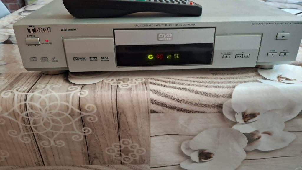 lecteur dvd tokay  avec telecommande, TV, Hi-fi & Vidéo, Lecteurs DVD, Enlèvement, Utilisé, Lecteur DVD, Autres marques