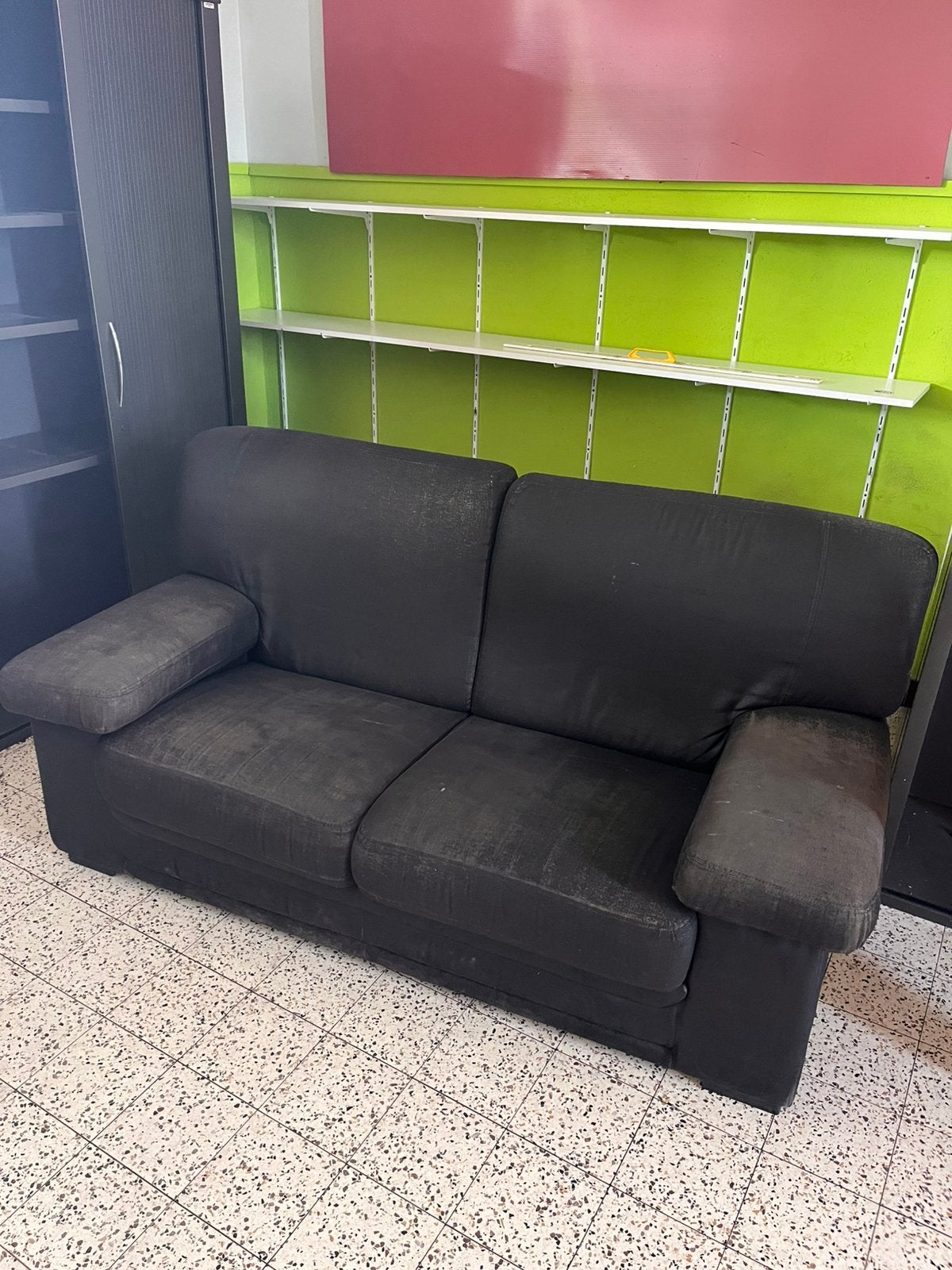 Place gratuite à récupérer, Enlèvement, Utilisé