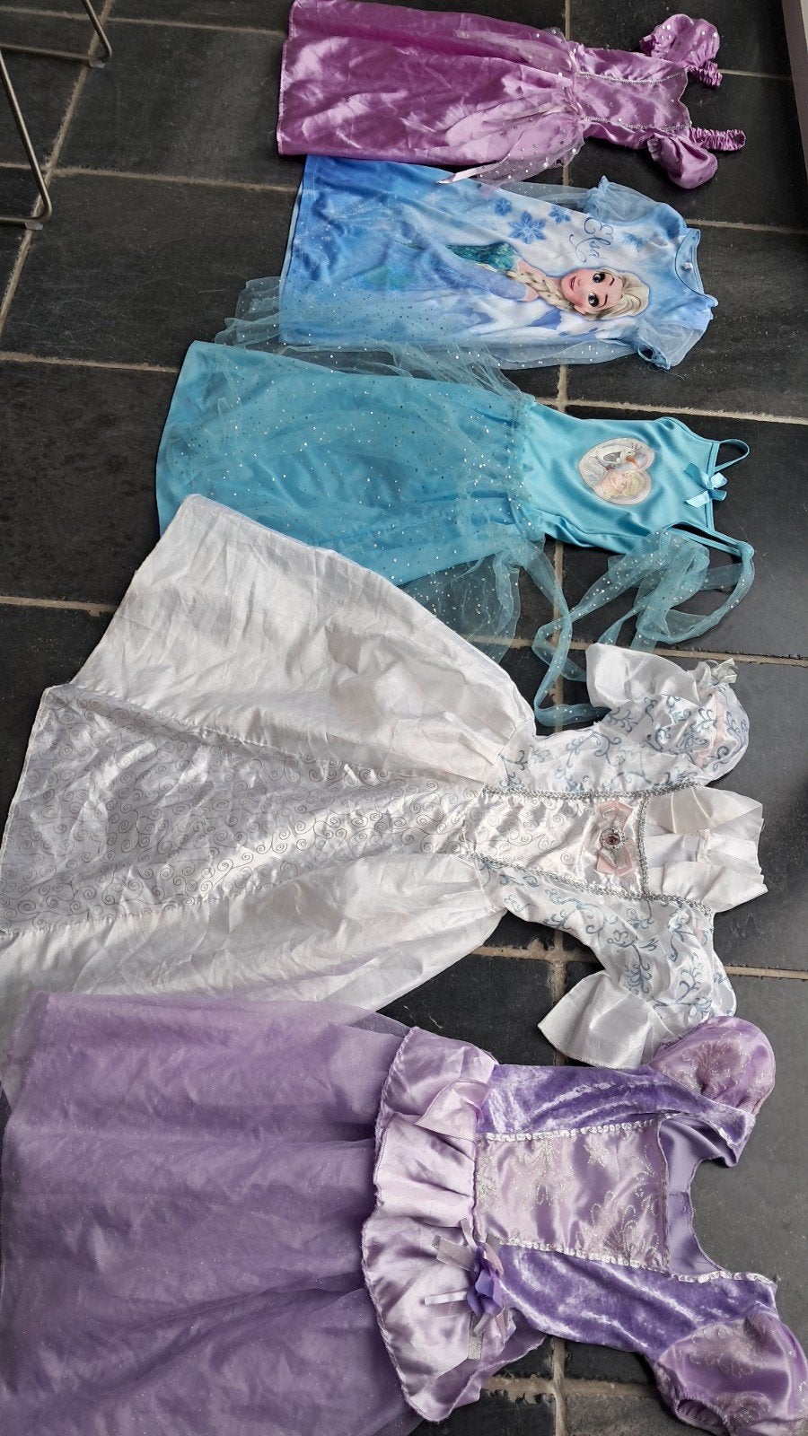 costumes 122, Enlèvement ou Envoi