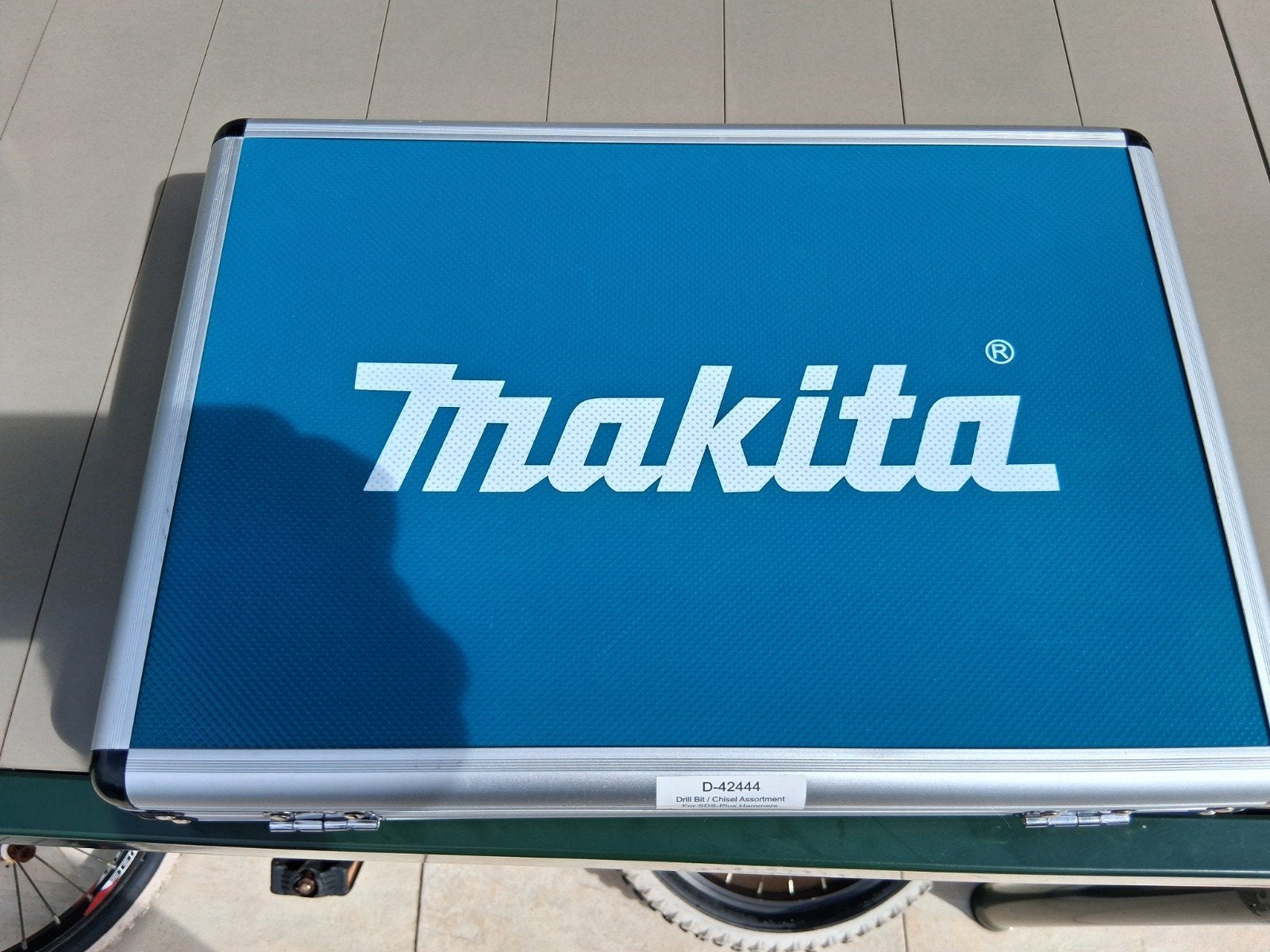 Nieuw: Makita D-42444 Boor- en Beitelset (17-delig), Ophalen, Gevuld, Nieuw
