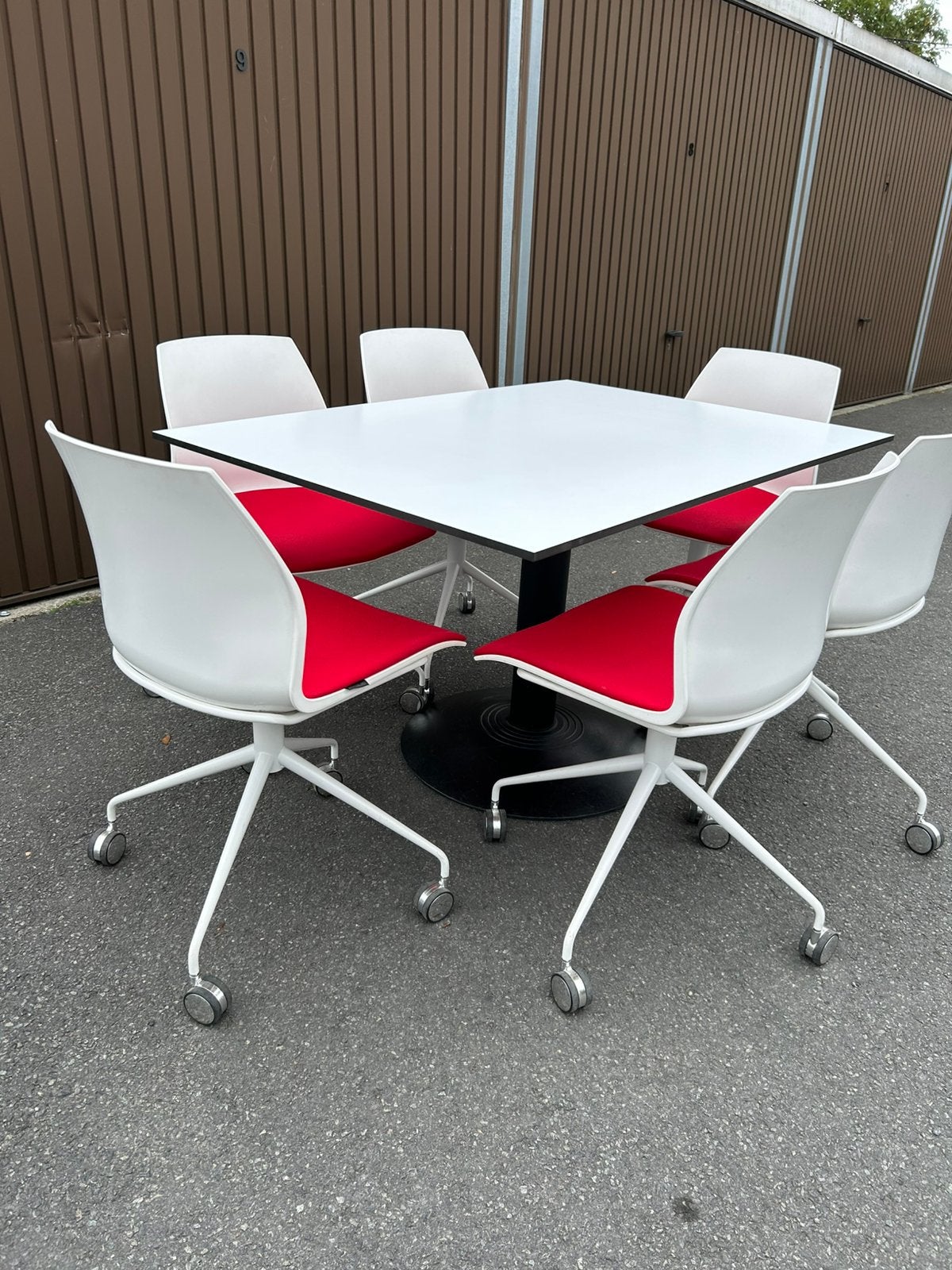 Design vergadertafel + 8 Kastel Kalea stoelen – Italiaans, Ophalen, Zo goed als nieuw, Wit, Kunststof