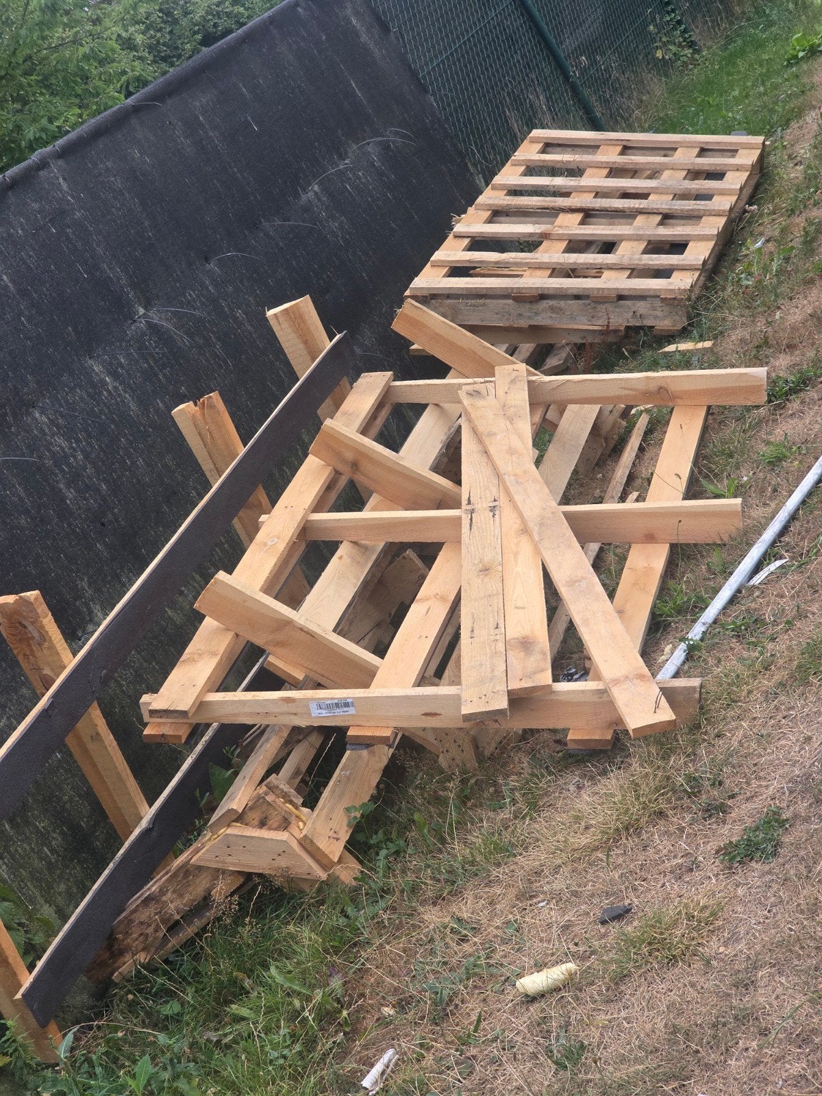 hout gratis af te halen in Genk, Ophalen