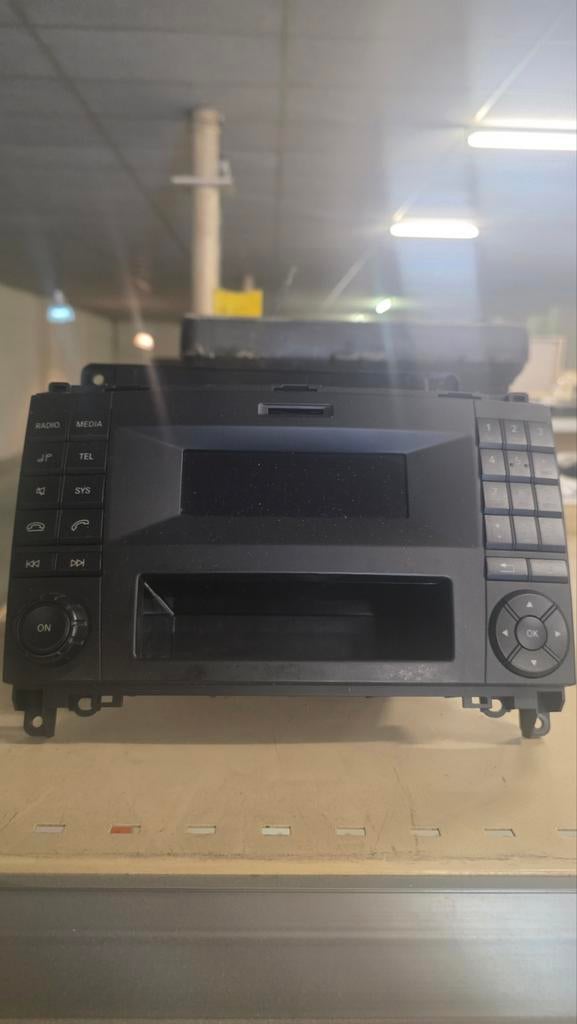 Radio mercedes, Ophalen