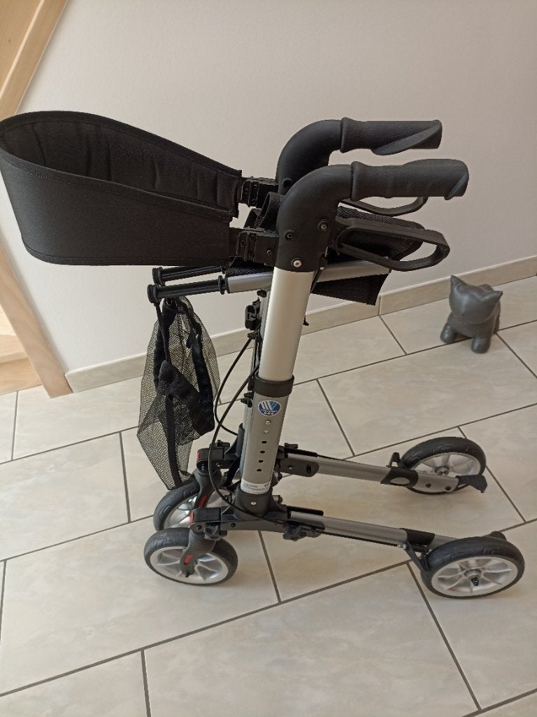 Rollator, Diversen, Rollators, Ophalen, Opvouwbaar, Zo goed als nieuw