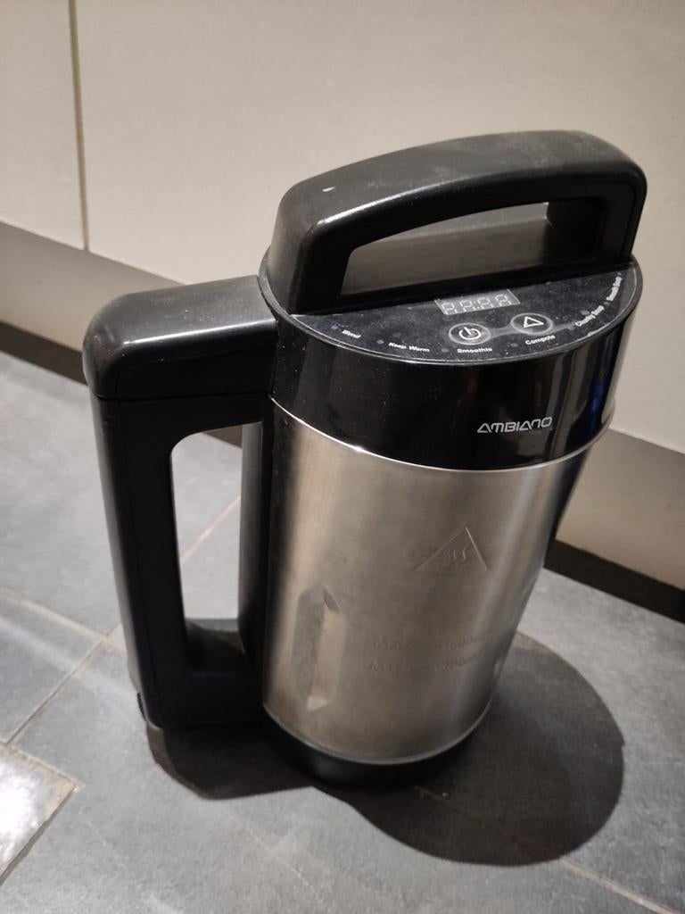 Soepmaker, Elektronische apparatuur, Keukenmixers, Gebruikt, 1 tot 2 liter, 3 snelheden of meer, Ophalen