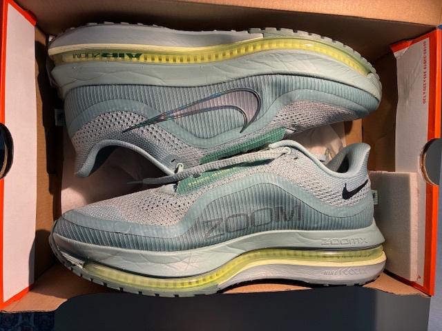 Nike Pegasus Premium 46, Course à pied, Nike, Chaussures de course à pied, Comme neuf