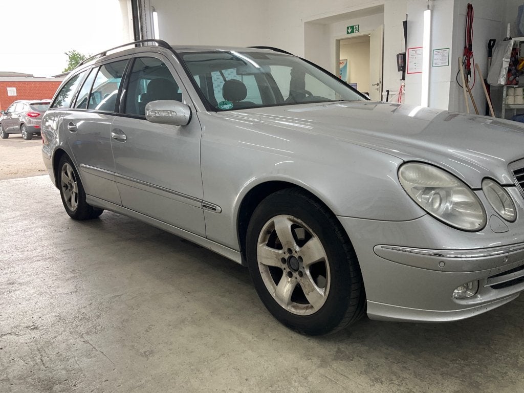 Mercedes E200 Compressor Break W211 (exportation uniquement), Argent ou Gris, Achat, Entreprise, Carnet d'entretien