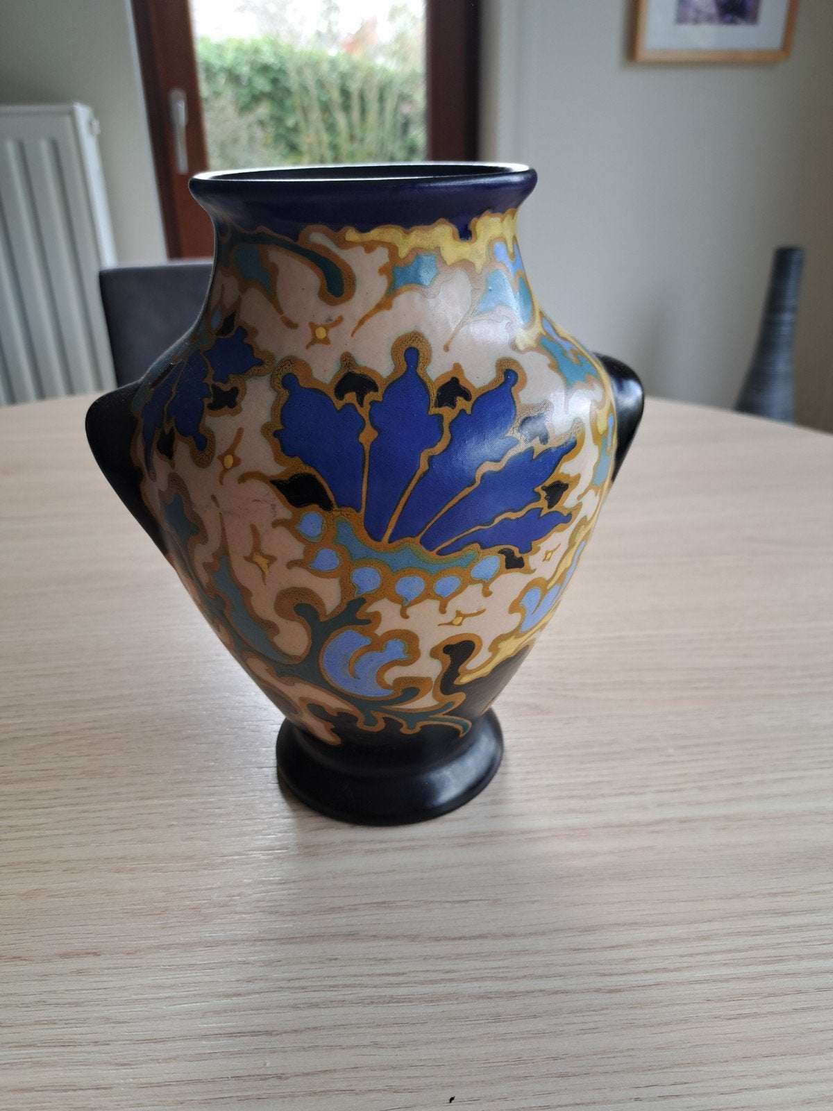 Vase en céramique de Gouda, Enlèvement