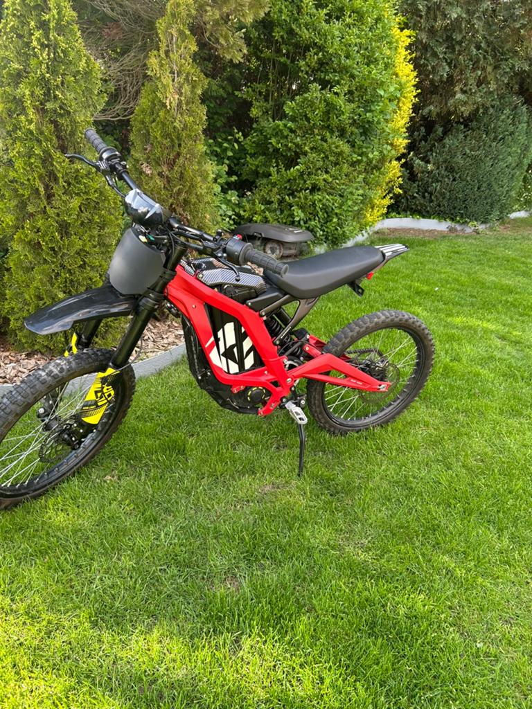 Surron light bee x, Fietsen en Brommers, Ophalen, Zo goed als nieuw