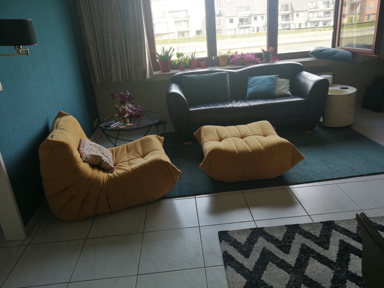 Togo eenzit+poef Ligne Roset Alcantara curry, Huis en Inrichting, Ophalen, Overige materialen, 75 tot 100 cm, Zo goed als nieuw