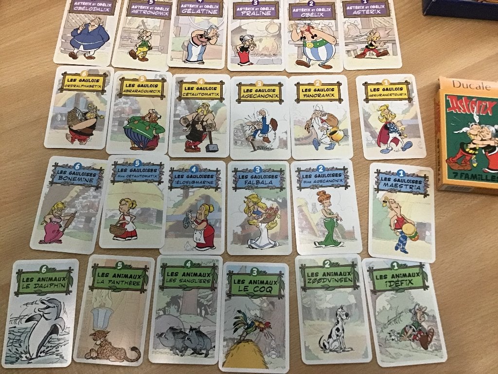 Kaartspel Asterix en co, Verzamelen, Ophalen of Verzenden, Asterix en Obelix, Zo goed als nieuw, Boek of Spel