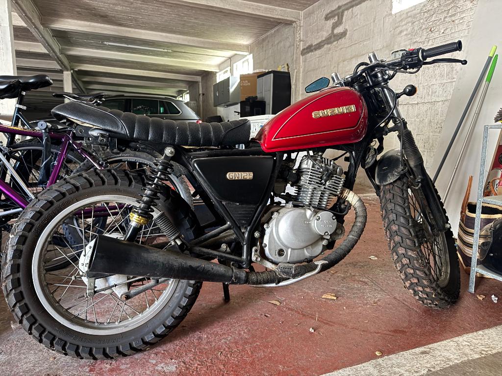 pièces Suzuki GN125, Motos, Motos | Yamaha, Particulier, Autre, jusqu'à 11 kW, 1 cylindre, Enlèvement