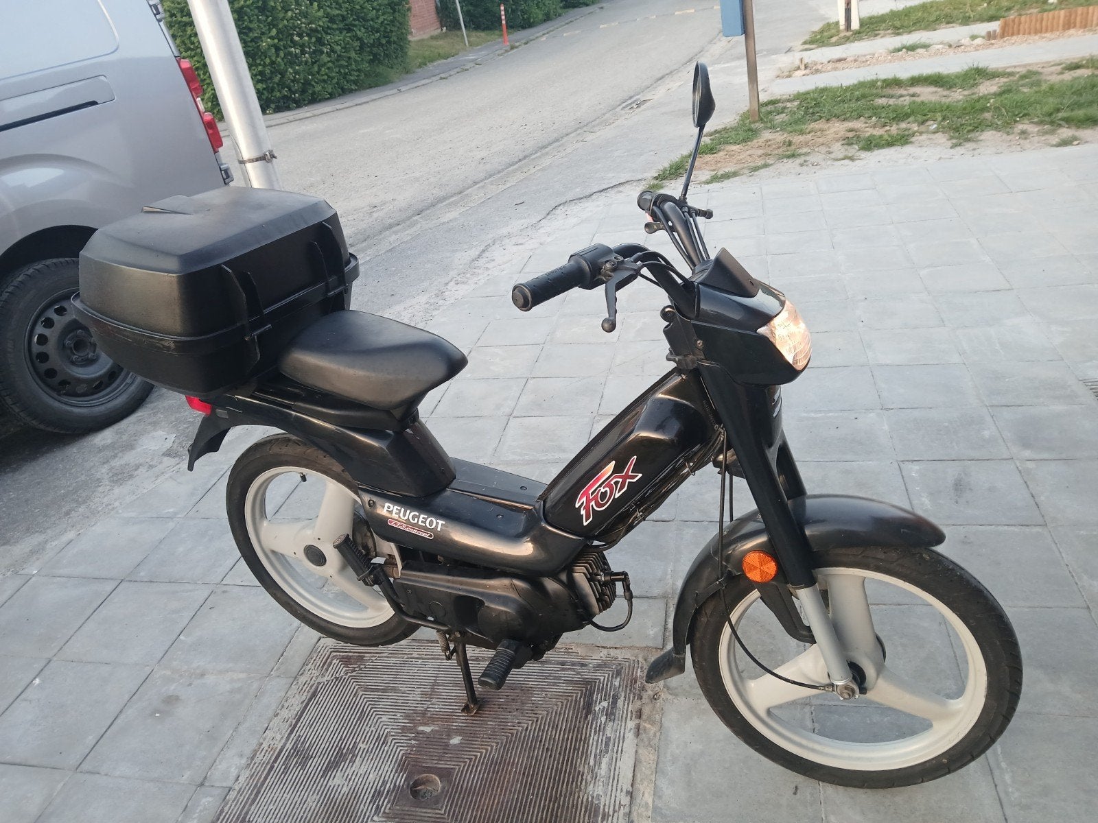 A vendre magnifique Peugeot fox classe a 25 cc d origine, Enlèvement, Fox