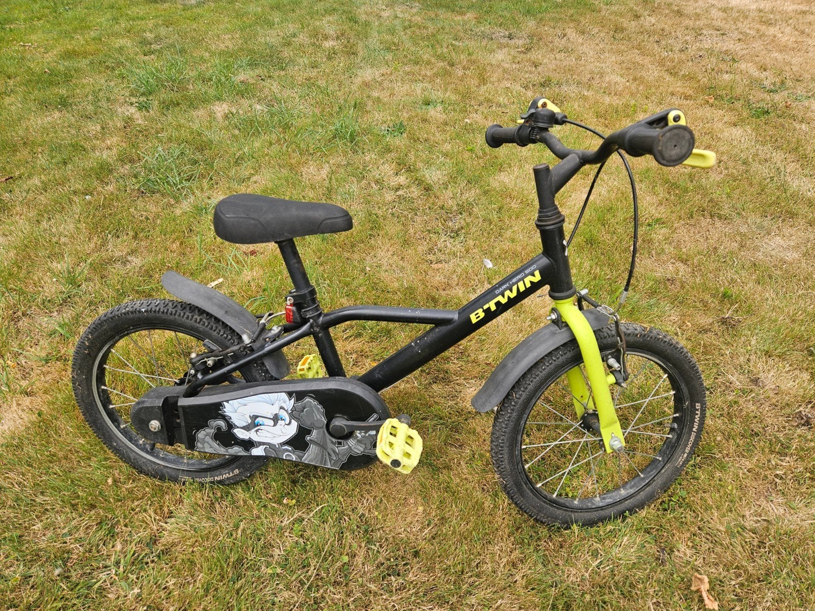 VTT 16 pouces  4-6 ans BTWIN Dark hero 500, Enlèvement