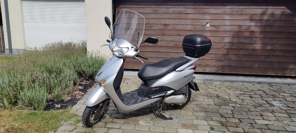 Scooter Honda Lead NHX 110cc mm, Fietsen en Brommers, Ophalen, Honda, Gebruikt, 110 cc