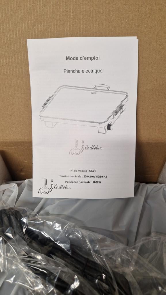 Grill Plancha 230 v 1800 w neuf dans l'emballage, Electroménager, Enlèvement, Lave-vaisselle, Neuf, Gril de table