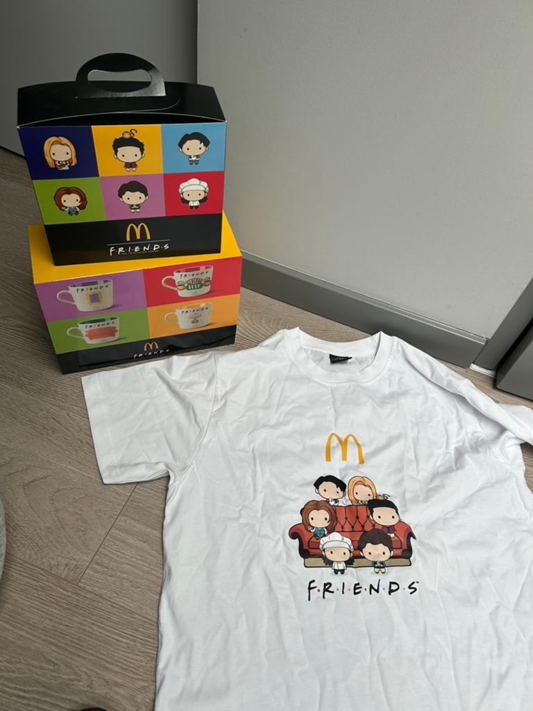 Friends collectie McDonalds, Kleding | Heren, Ophalen of Verzenden, Zo goed als nieuw