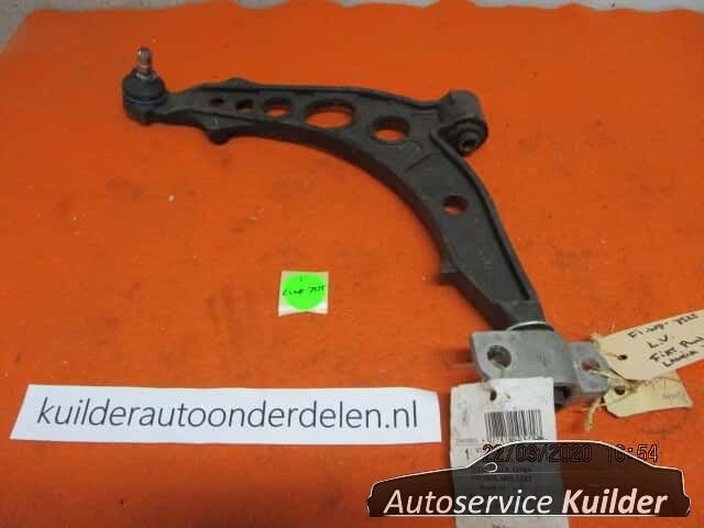 Nieuwe draagarm L,V, Fiat Punto 176 Lancia Y  FEBI, Neuf, Fiat, -, -