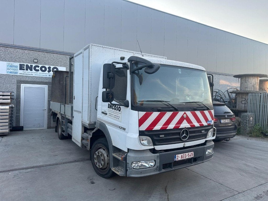 Mercedes ATEGO, Auto's, Vrachtwagens, Automaat, Euro 5, Zwart, Wit