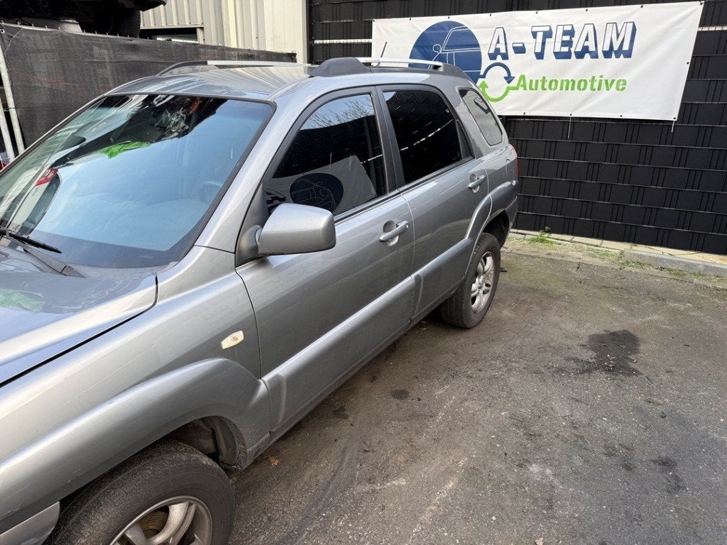 PORTE AVANT GAUCHE Kia Sportage (JE) (|760031F050|), Kia, Info@kia.de, Utilisé, Theodor-Heuss-Allee 11
60486  Frankfurt am Main, DE