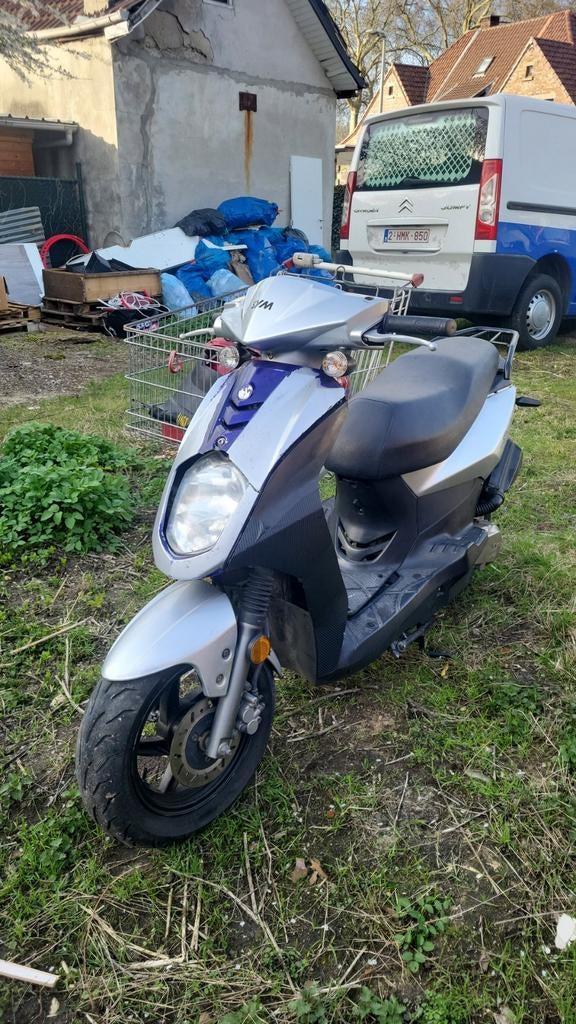 Sym 1, Fietsen en Brommers, Ophalen, Orbit