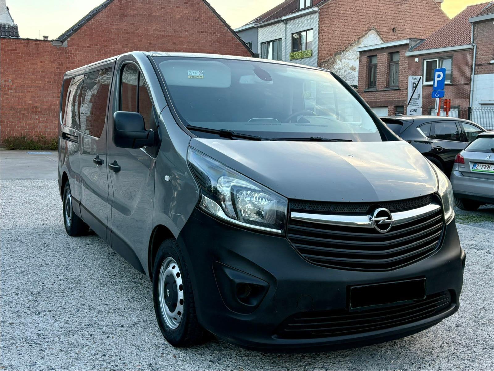 Opel Vivaro 1.6 Diesel 2015 9 Plaats, Autos, Achat, Entreprise, Opel, Diesel