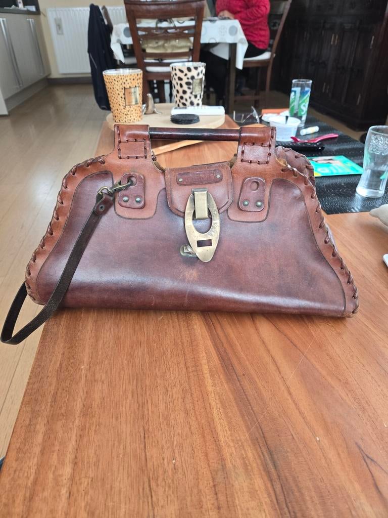 sacoche antique en cuir  KARRAS en etat parfait, Enlèvement