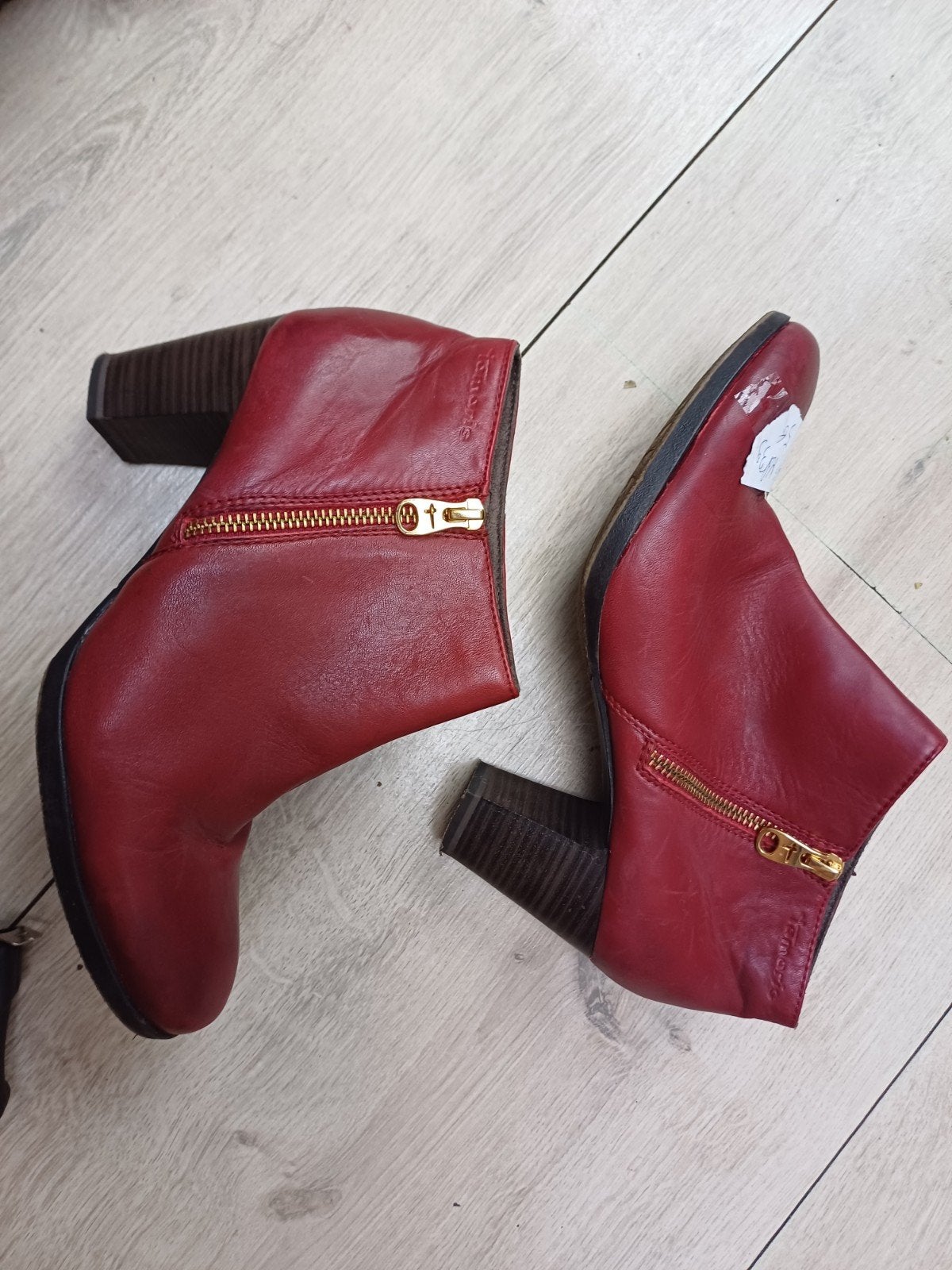 Bottines Tamaris rouge foncé P 39, Vêtements | Femmes, Enlèvement ou Envoi, Boots et Botinnes, Rouge, Tamaris