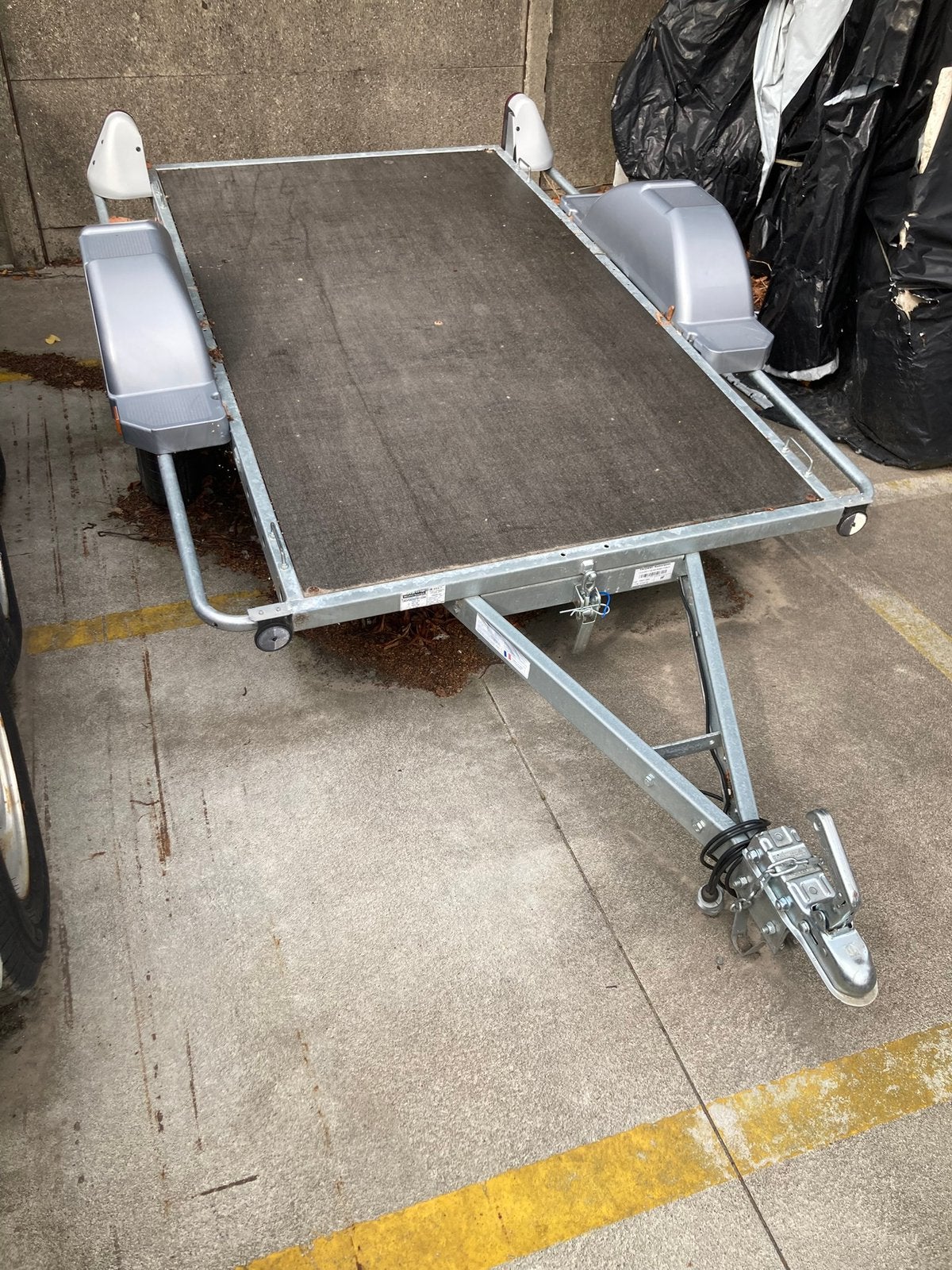Aanhangwagen 500kg met oprijplaten., Auto diversen, Ophalen, Zo goed als nieuw