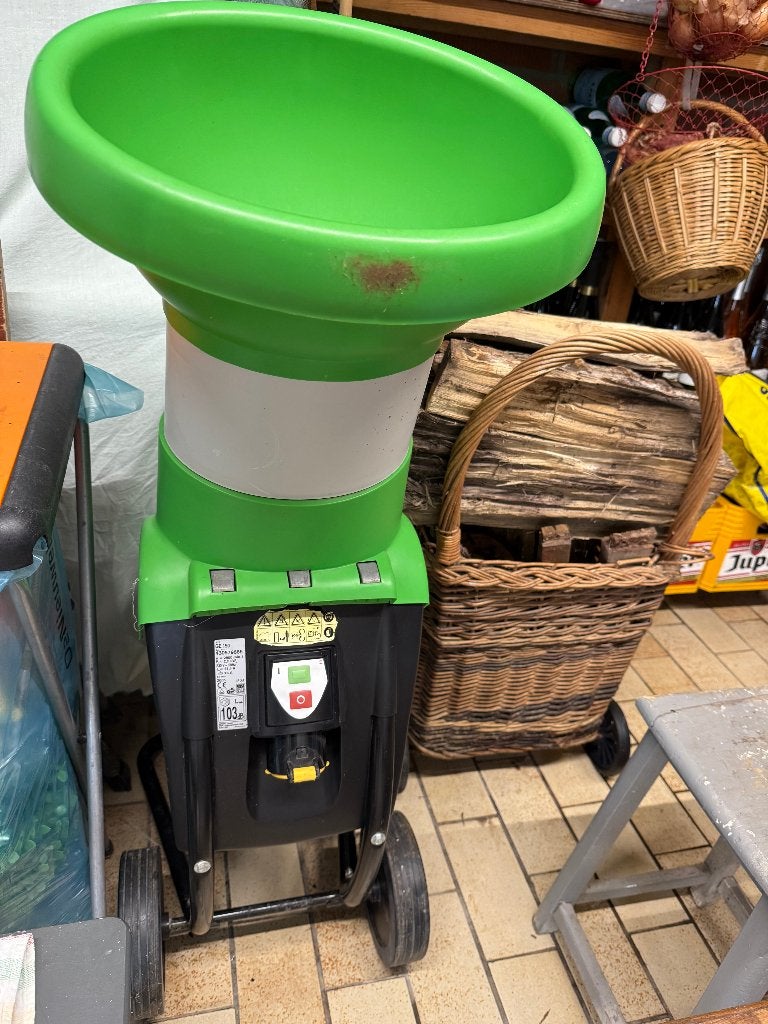 Broyeur électrique, Enlèvement, Comme neuf, Électrique, Viking / Stihl