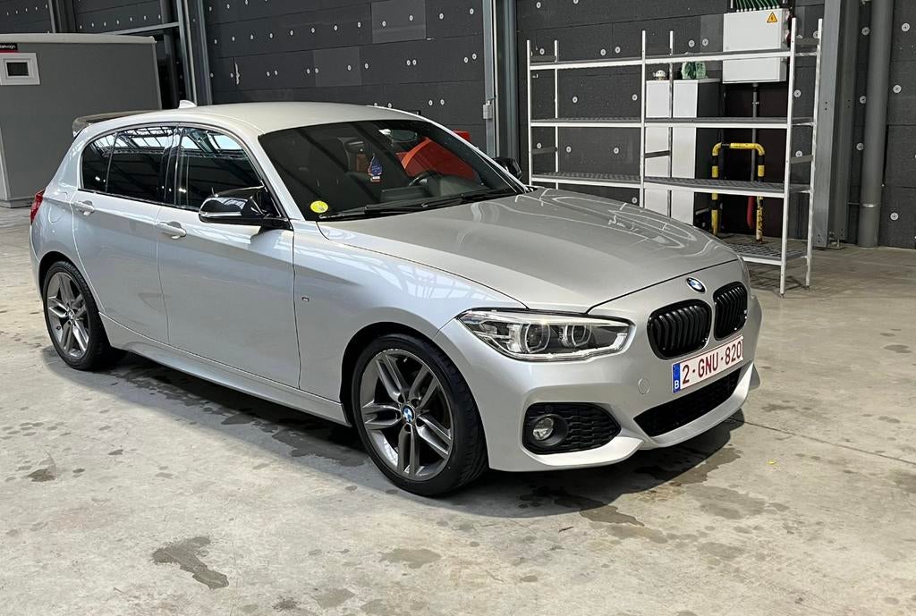 Bmw 118 d, Autos, BMW, Argent ou Gris, Achat, Alcantara, Noir