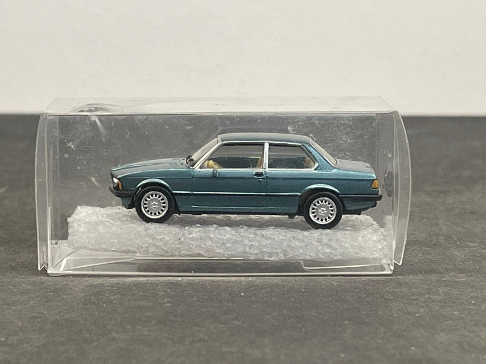 Herpa BMW E21 323i 1:87, Ophalen of Verzenden, Zo goed als nieuw, Auto, Herpa