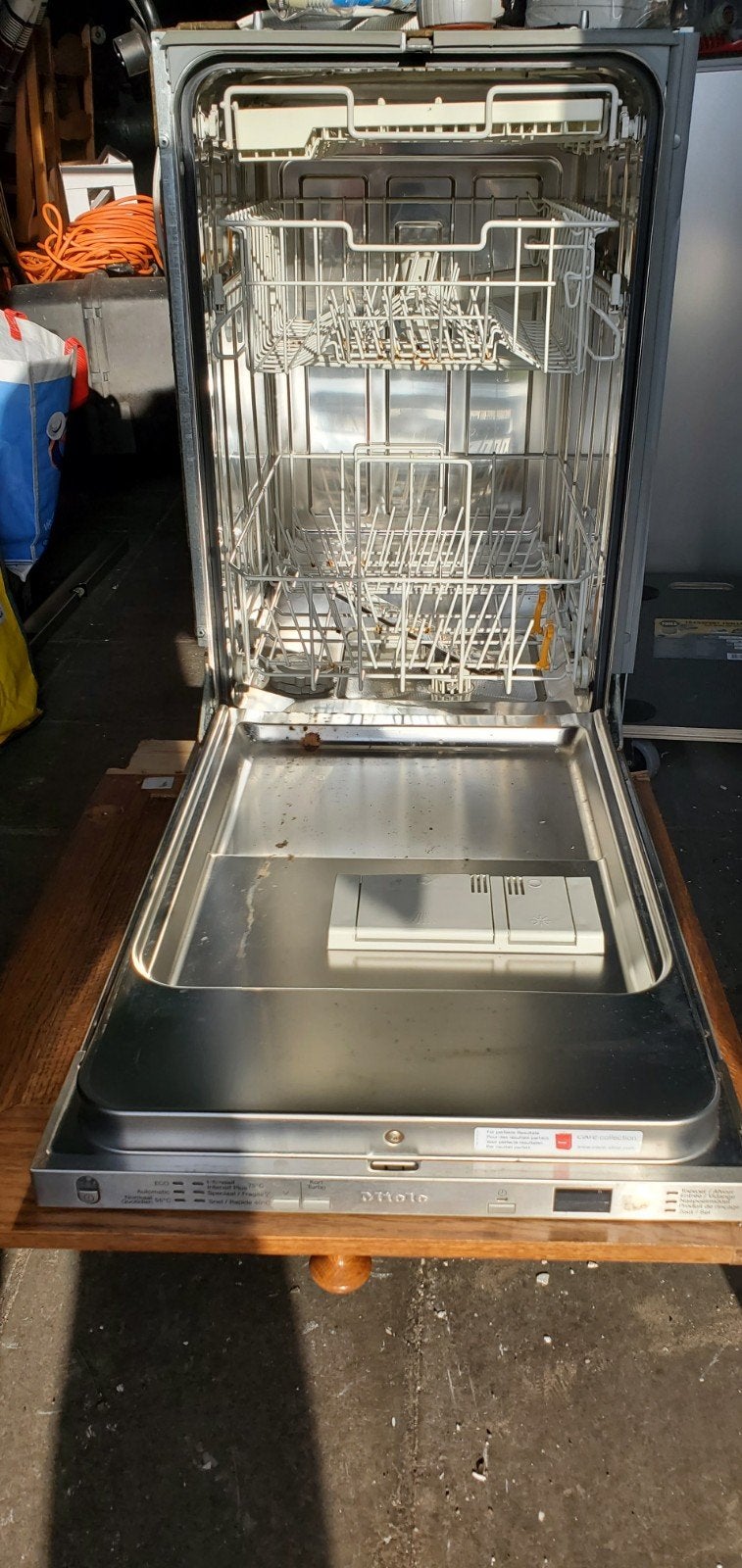 Lave-vaisselle Miele défectueux, Electroménager, 85 à 90 cm, Encastré, Enlèvement, Ne fonctionne pas