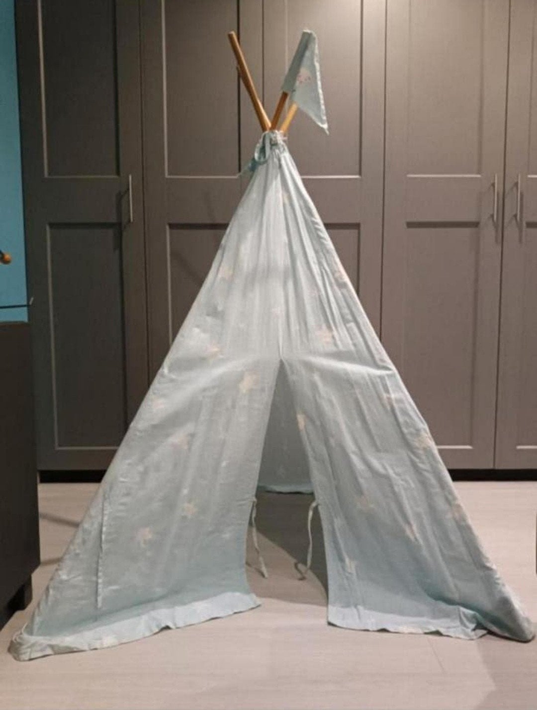 Tipi tent, Enfants & Bébés, Jouets | Tentes de jeu, Enlèvement